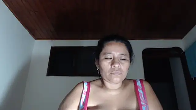 adrixxx38 webcam