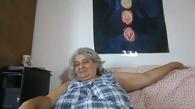 ExquisiteMature webcam