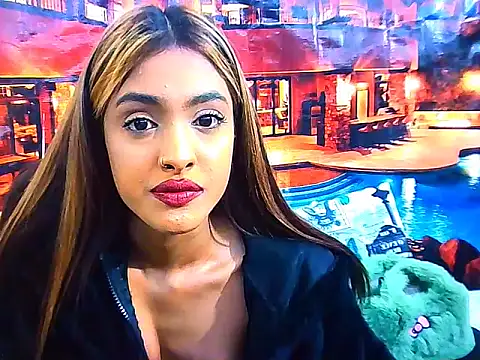 IndianPretty14u2Luv webcam