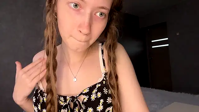 Emily_Mur_ webcam