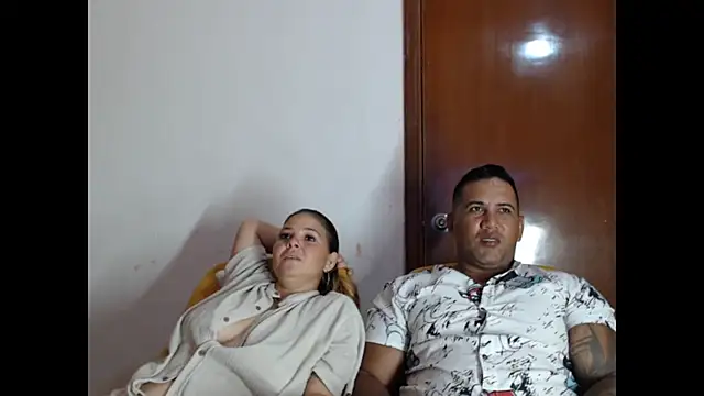 lover_1994 live cam on StripChat