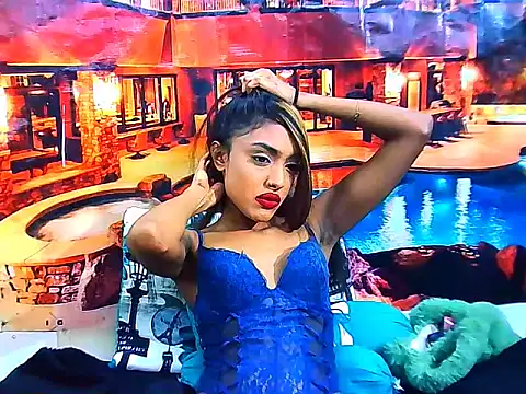 IndianPretty14u2Luv webcam