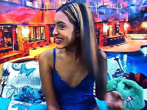 IndianPretty14u2Luv webcam