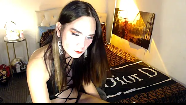 NinaDOM4CUM webcam