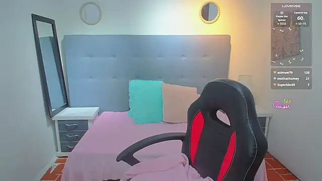 Mitsuri_Smith webcam