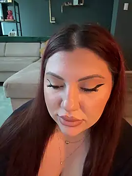 CurvyKimmy1