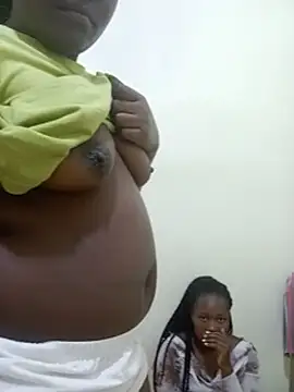 Nelly_jo webcam
