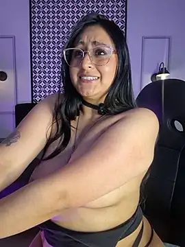 Amber_gold_ webcam