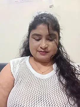 hornyriyanka webcam