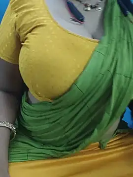 Tamil_Vennila_ webcam