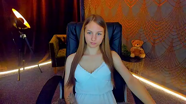 MilaAddams webcam
