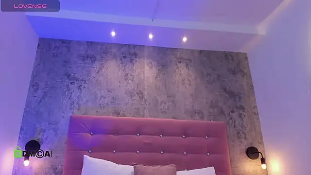Dulcecooper1 live cam on StripChat