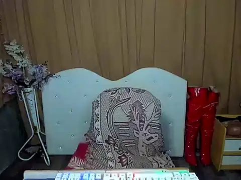 AshantTsiBigCock webcam
