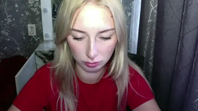 ellisweets webcam