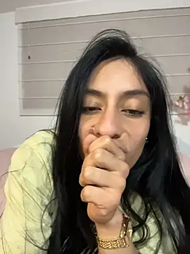 Lucyjoi webcam