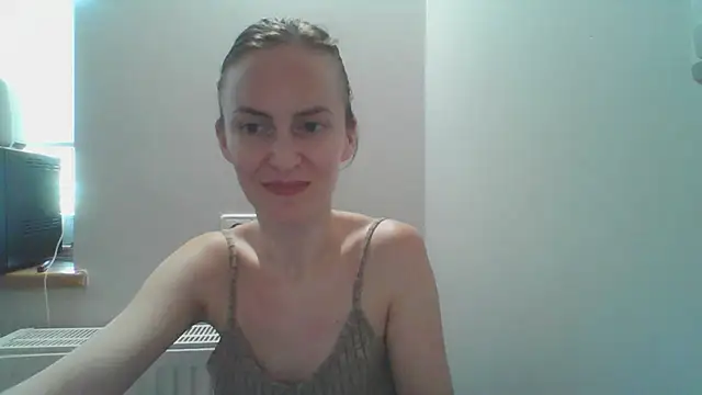 AnnaTight webcam