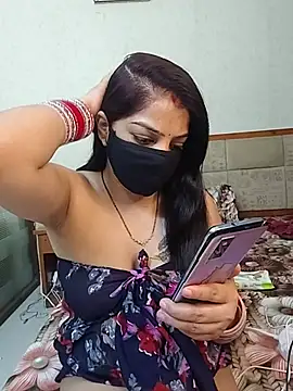 Hot_pooja2 webcam