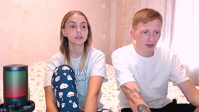 juliaanddima webcam