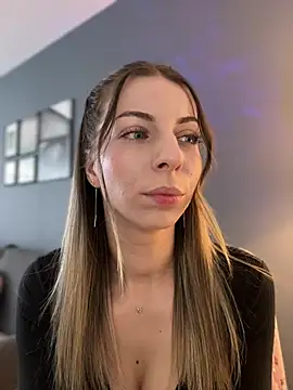Mia_Ethan webcam