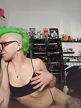 MirianaB webcam