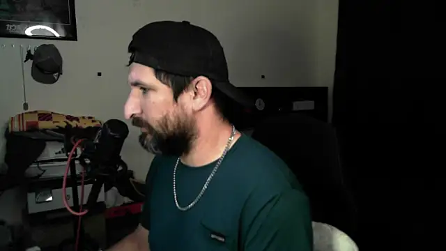 DevilPup75_ webcam