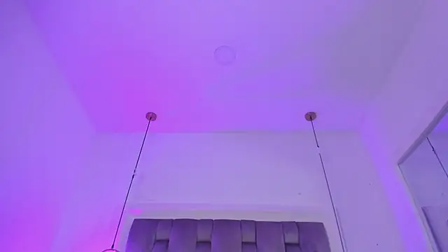 OnlyGia webcam