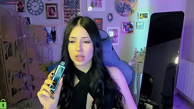 DianaRayyy webcam