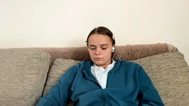 LorileeKaliszewski webcam