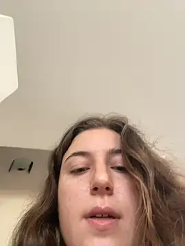 kate_nicepops223223 webcam