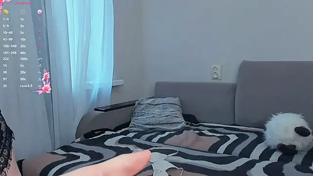 TarynPalek webcam