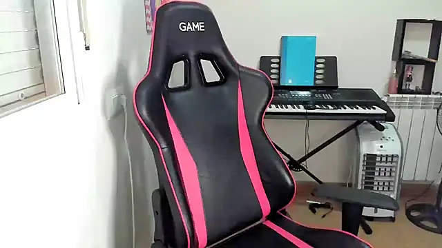 Ama_music webcam