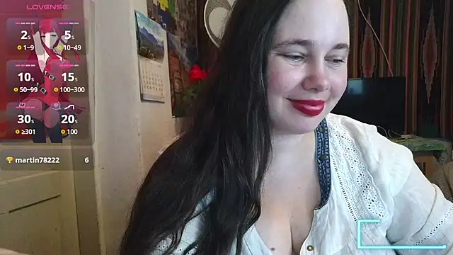 Cora_Maro webcam