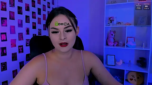 miss_courtney_ webcam