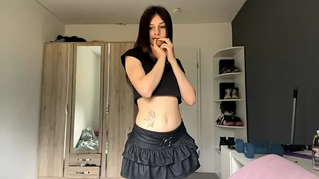 SpanishRooter webcam