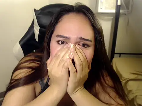 LAvender_18 live sex cam