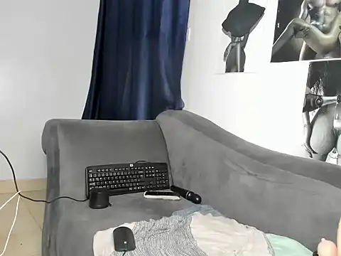 tinydolll webcam