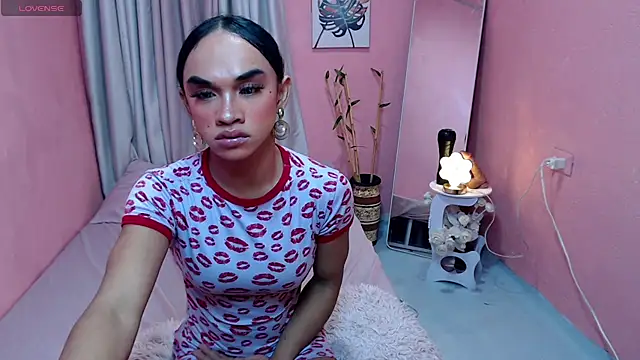 VivienneLuxe webcam