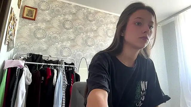 EdnaHoltkamp webcam
