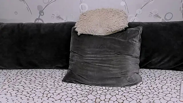 Amberhotqueen webcam