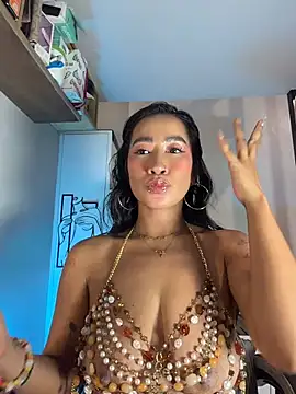 AsianMilfSheryl
