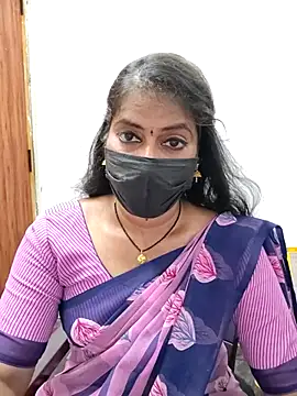 tamil_Sigappu_Roja webcam