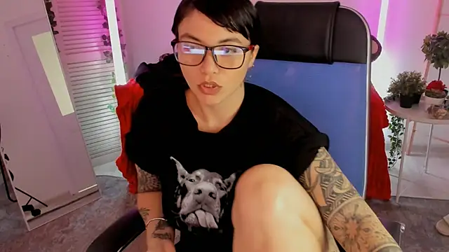 NeoGeisha webcam