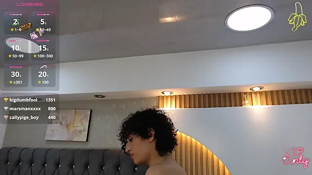 Anaciet_Evans webcam