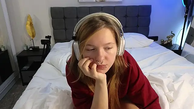 LauraLowe webcam