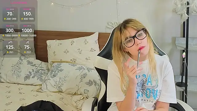 JanitaPhurrough webcam