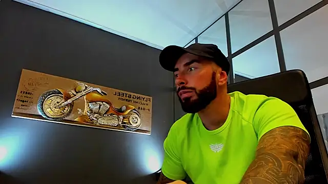 AronGrant webcam
