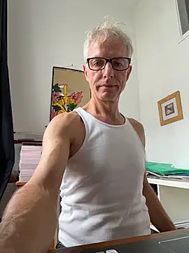SexyLeon8 webcam