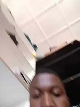 sweetdickboy2 webcam