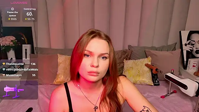 KattyWests webcam