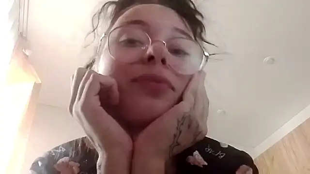 ShanteYeddo webcam